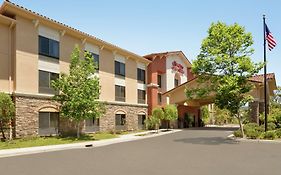 Hampton Inn & Suites Thousand Oaks